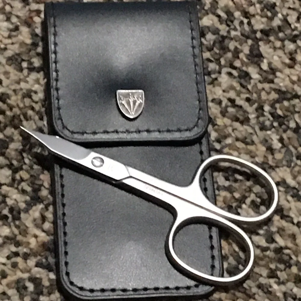 3 Swords Germany Curved Nail Scissors w case